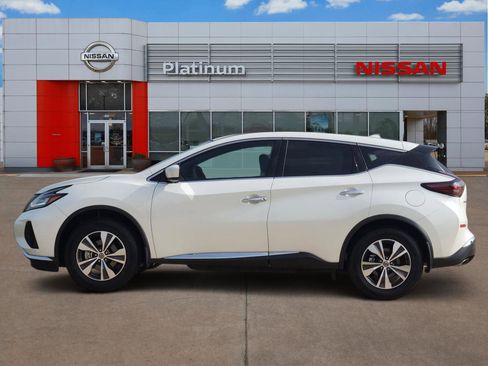Used 2021 Nissan Murano S FWD image 3