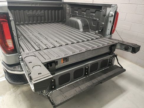 New 2026 GMC Sierra 1500 SLT w/ SLT Premium Plus Package image 21