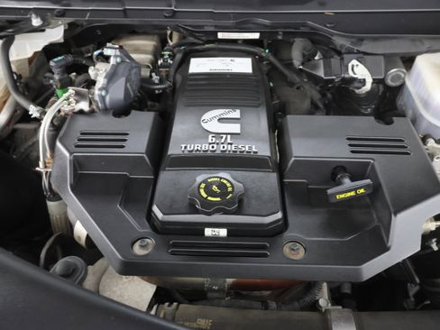 Used 2020 RAM 2500 Big Horn w/ Night Edition AWD/4WD image 20