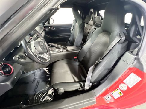 Used 2019 MAZDA MX-5 Miata Sport RWD image 20