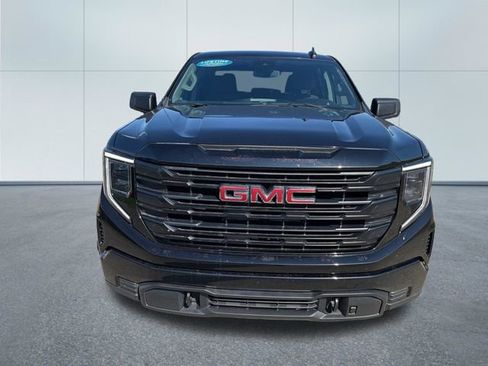 Used 2024 GMC Sierra 1500 Pro w/ Graphite Edition AWD/4WD image 6
