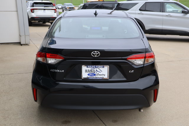 Used 2024 Toyota Corolla LE FWD image 4