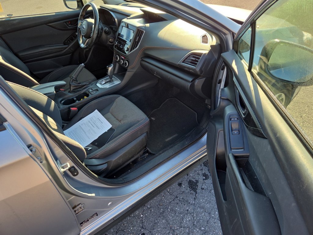 Used 2022 Subaru Crosstrek 2.0i Premium w/ Moonroof Package AWD/4WD image 4