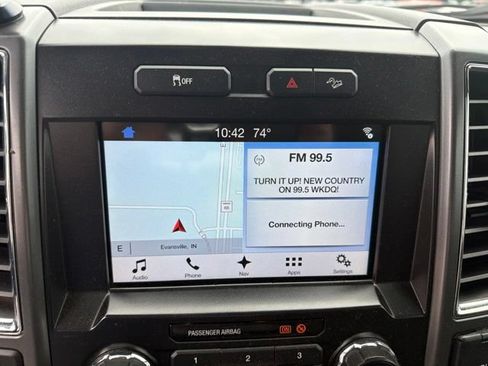 Used 2017 Ford F250 XLT w/ XLT Premium Package AWD/4WD image 15