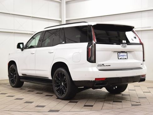 Used 2023 Cadillac Escalade Sport Platinum w/ LPO, ONYX Package image 6