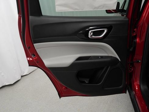 New 2026 Jeep Compass Limited image 29