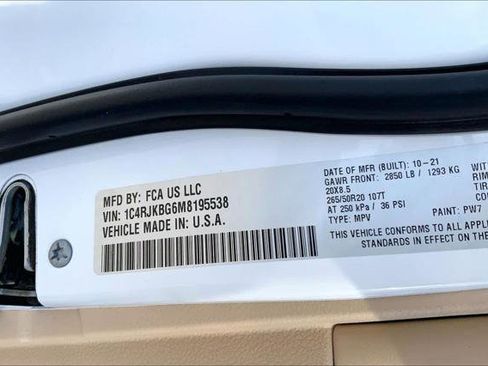 Certified 2021 Jeep Grand Cherokee L Limited image 33