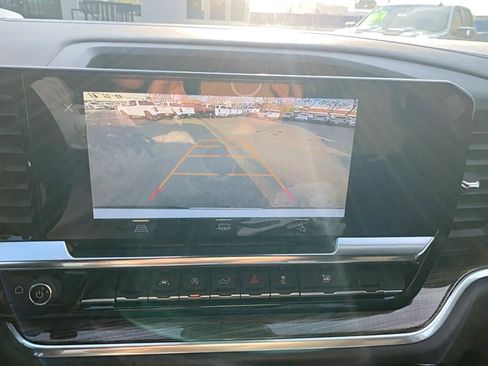 Used 2025 Chevrolet Silverado 1500 LT w/ Convenience Package II image 31