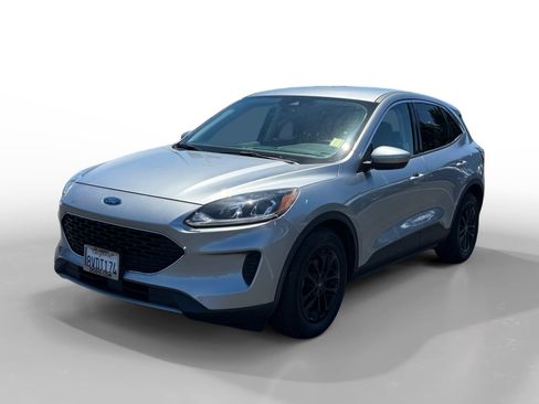 Certified 2021 Ford Escape SE FWD image 1