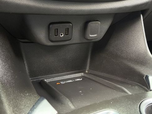 Used 2023 Chevrolet Traverse LT w/ LPO, Floor Liner Package AWD/4WD image 22