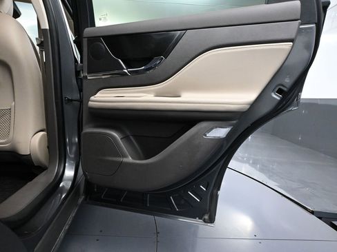 Used 2024 Lincoln Corsair Reserve w/ Towing Package image 42