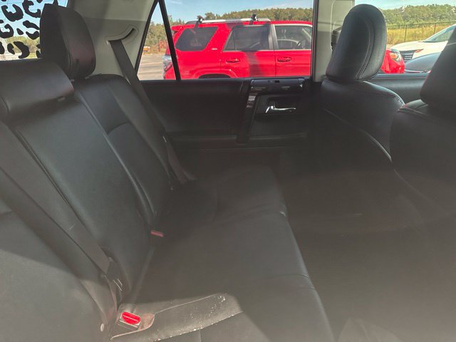 Used 2017 Toyota 4Runner TRD Off-Road Premium AWD/4WD image 11
