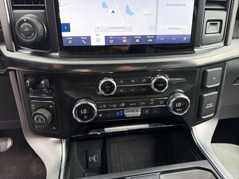 Certified 2021 Ford F150 Platinum w/ Equipment Group 701A High AWD/4WD image 4
