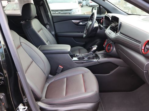 Used 2024 Chevrolet Blazer RS w/ Driver Confidence II Package image 37