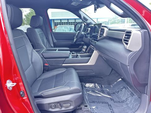 Used 2026 Toyota Tundra Limited AWD/4WD image 17