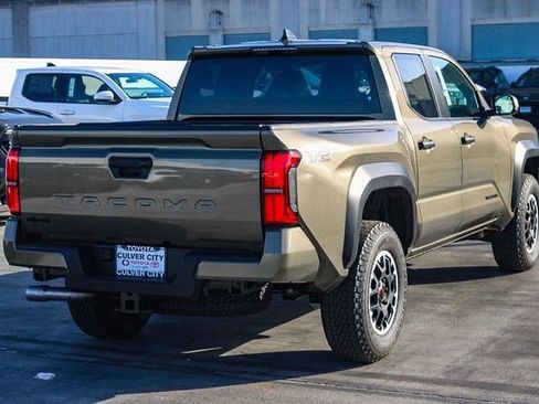 New 2026 Toyota Tacoma TRD Off-Road AWD/4WD image 9