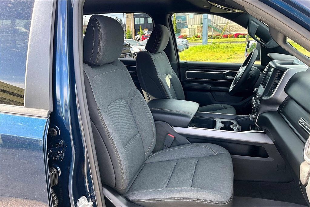 Used 2021 RAM 1500 Big Horn AWD/4WD image 9