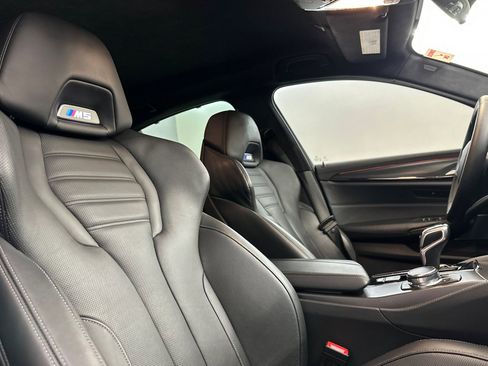 Used 2019 BMW M5 w/ Executive Package image 31