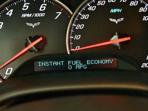 Used 2008 Chevrolet Corvette Coupe w/ Preferred Equipment Group RWD image 35