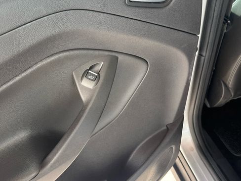 Used 2016 Ford C-MAX SEL image 33