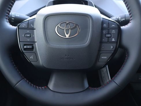 New 2026 Toyota Prius Plug-In Hybrid FWD image 13