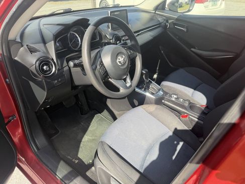 Used 2017 Toyota Yaris iA FWD image 9