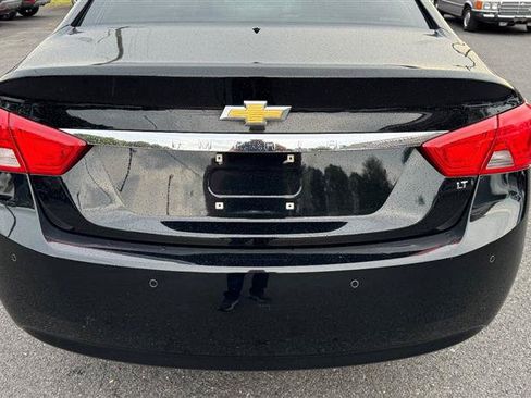 Used 2016 Chevrolet Impala LT w/ Convenience Package FWD image 17