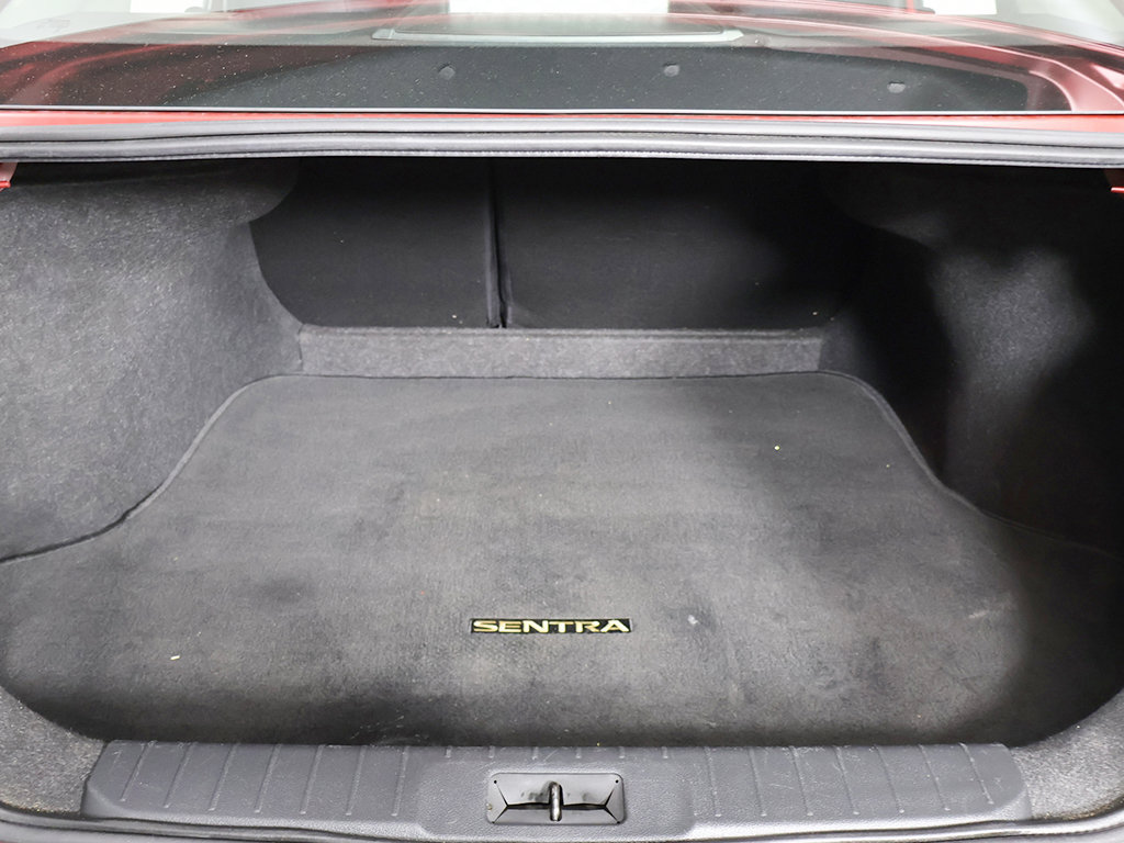 Used 2024 Nissan Sentra SR FWD image 16