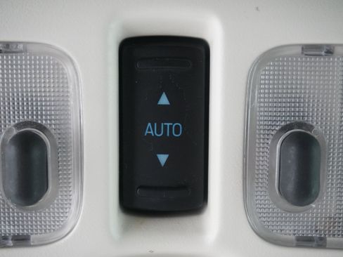 Used 2011 Ford Escape XLT w/ 203A Rapid Spec Order Code FWD image 19