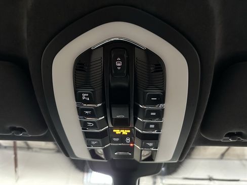 Used 2013 Porsche Cayenne GTS AWD/4WD image 36