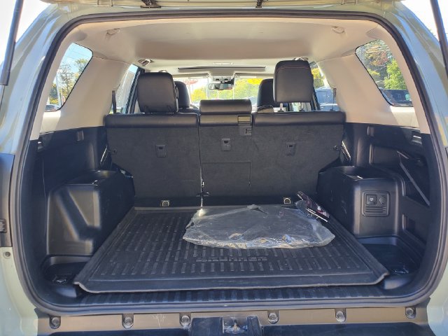 Certified 2023 Toyota 4Runner TRD Off-Road Premium w/ Moonroof Package AWD/4WD image 7