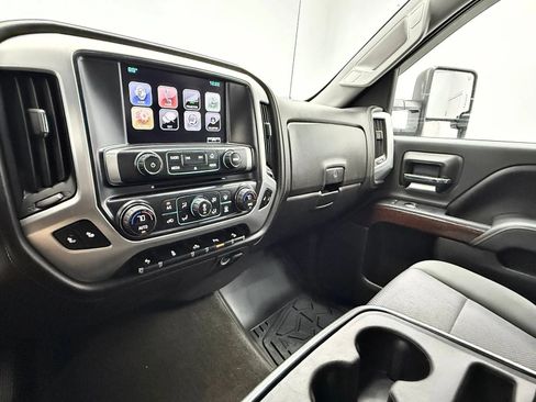 Used 2017 GMC Sierra 1500 SLE w/ SLE Value Package AWD/4WD image 15