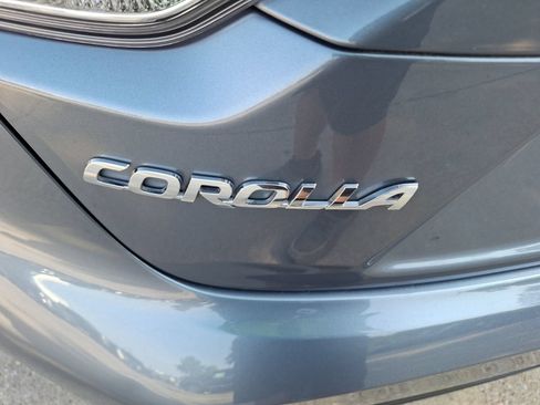 Used 2026 Toyota Corolla LE FWD image 13
