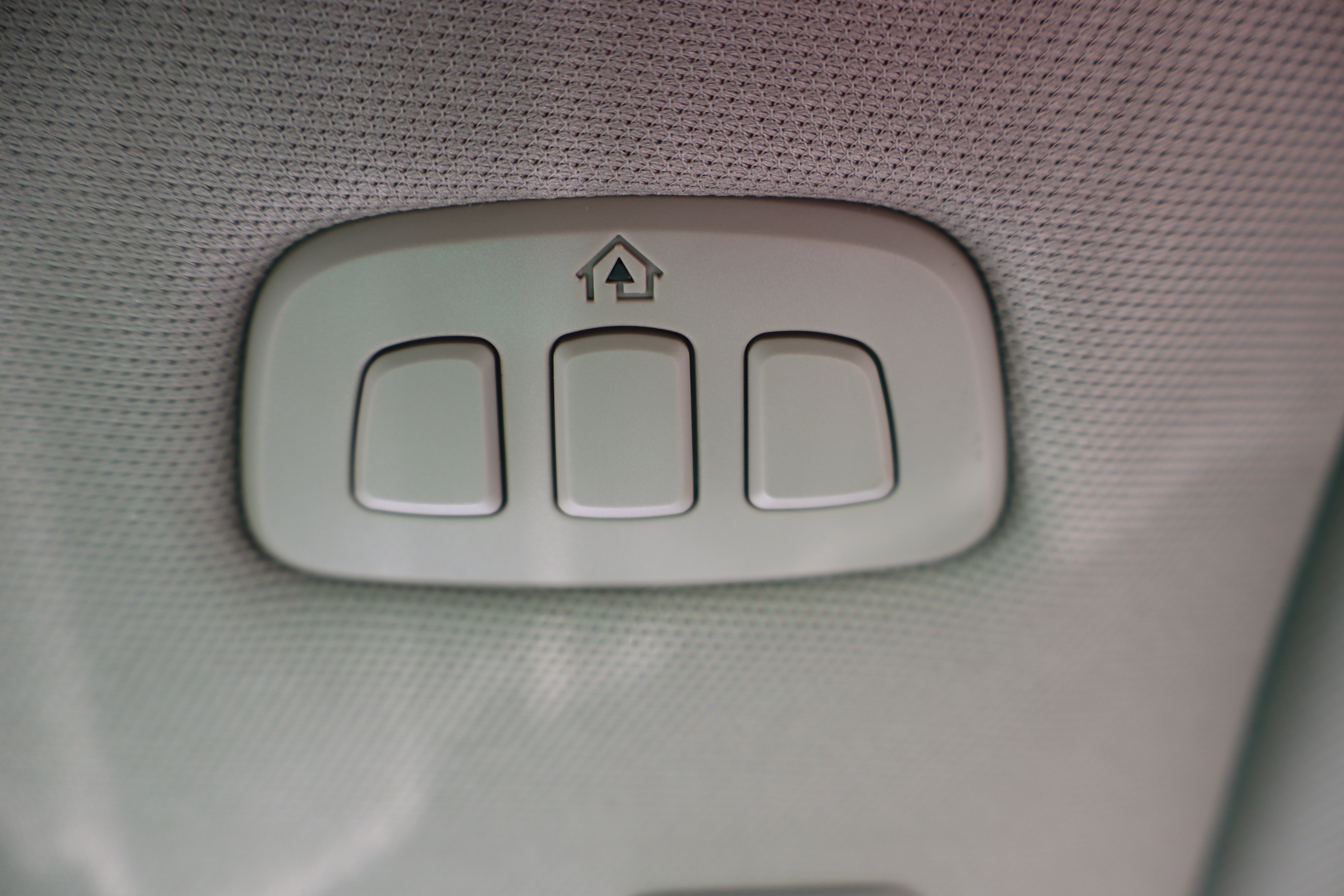 Used 2024 Lincoln Nautilus Premier AWD/4WD image 25