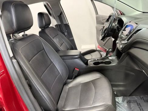 Used 2019 Chevrolet Equinox Premier FWD image 24