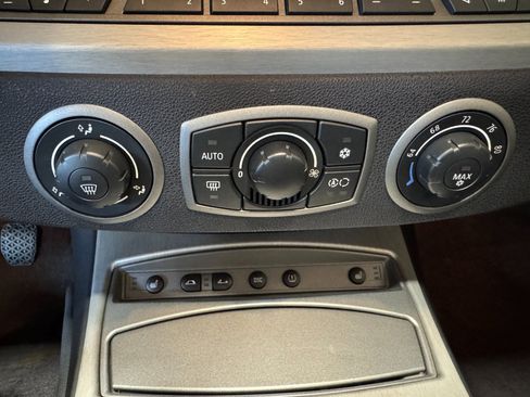 Used 2003 BMW Z4 3.0i image 41