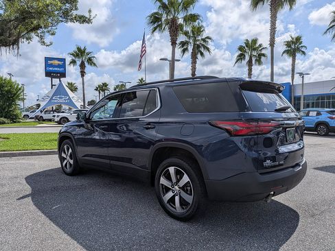 Certified 2023 Chevrolet Traverse LT w/ LT Premium Package AWD/4WD image 5
