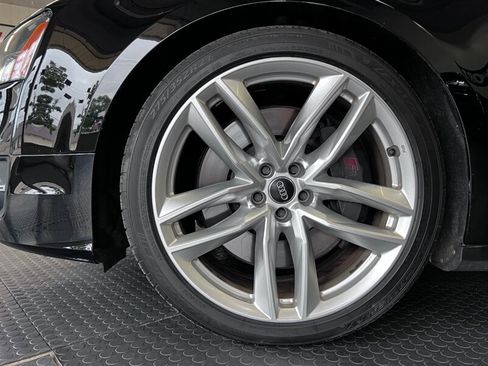 Used 2014 Audi S8 image 11