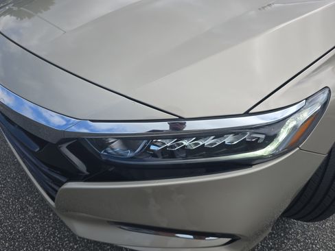 Used 2019 Honda Accord EX image 29