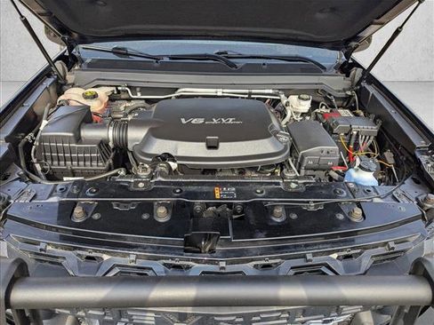 Used 2021 Chevrolet Colorado ZR2 image 23