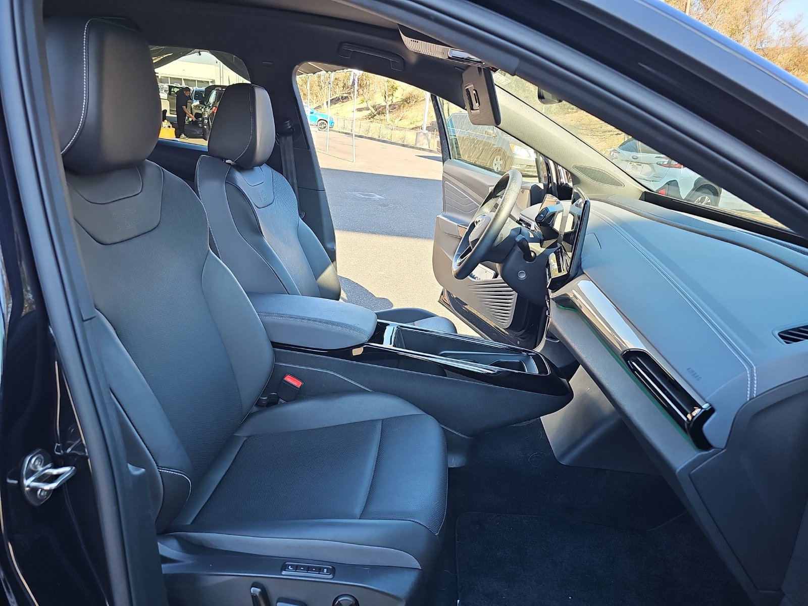 Used 2023 Volkswagen ID.4 Pro S RWD image 13