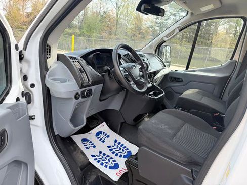 Used 2019 Ford Transit 250 130 Low Roof w/ Exterior Upgrade Package image 21