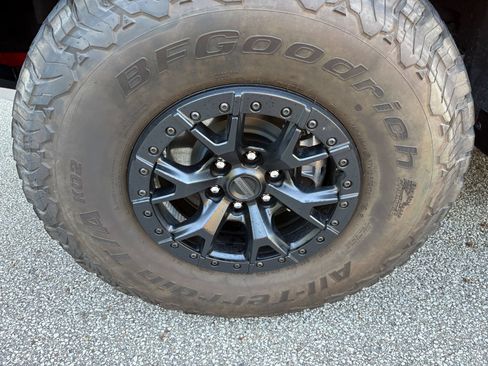 Used 2023 Ford F150 Raptor w/ Equipment Group 802A Raptor R AWD/4WD image 56