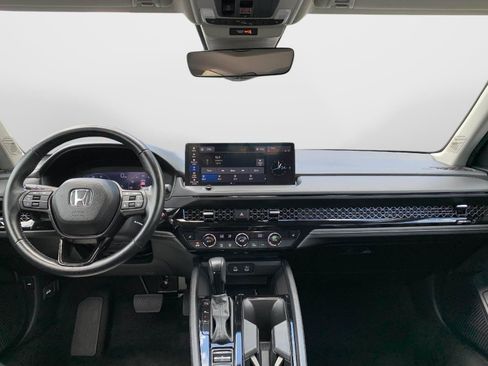 Certified 2025 Honda Accord EX-L image 35