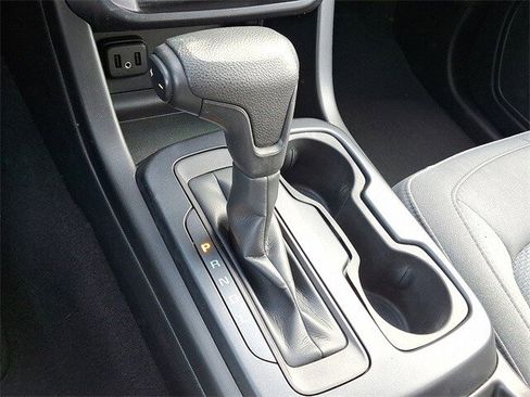 Used 2021 Chevrolet Colorado W/T w/ WT Convenience Package image 14