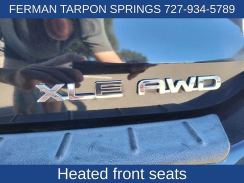 Used 2023 Toyota Highlander XLE image 18