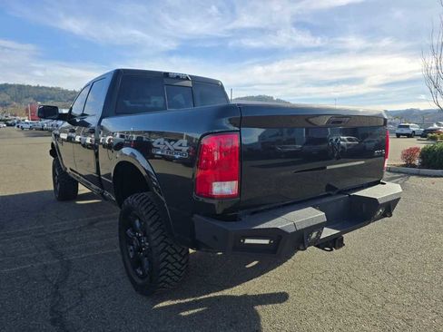Used 2017 RAM 2500 Big Horn w/ Sport Appearance Group image 3