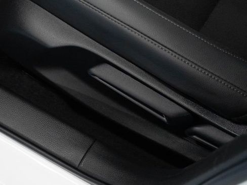 Certified 2025 Honda Civic Sport image 14