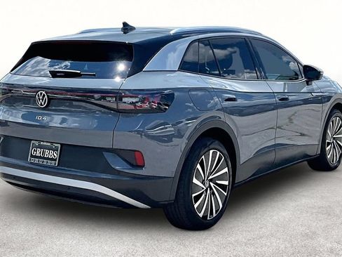 Used 2023 Volkswagen ID.4 Pro S Plus RWD image 2