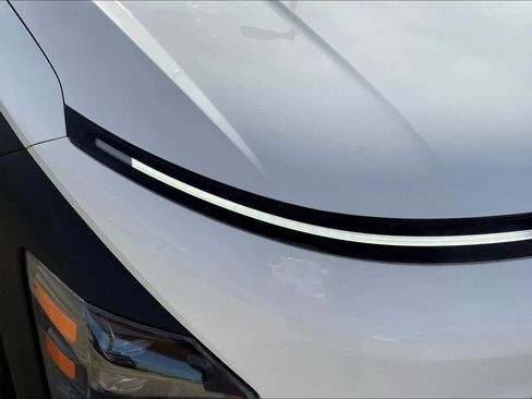 Used 2025 Hyundai Kona SEL image 26